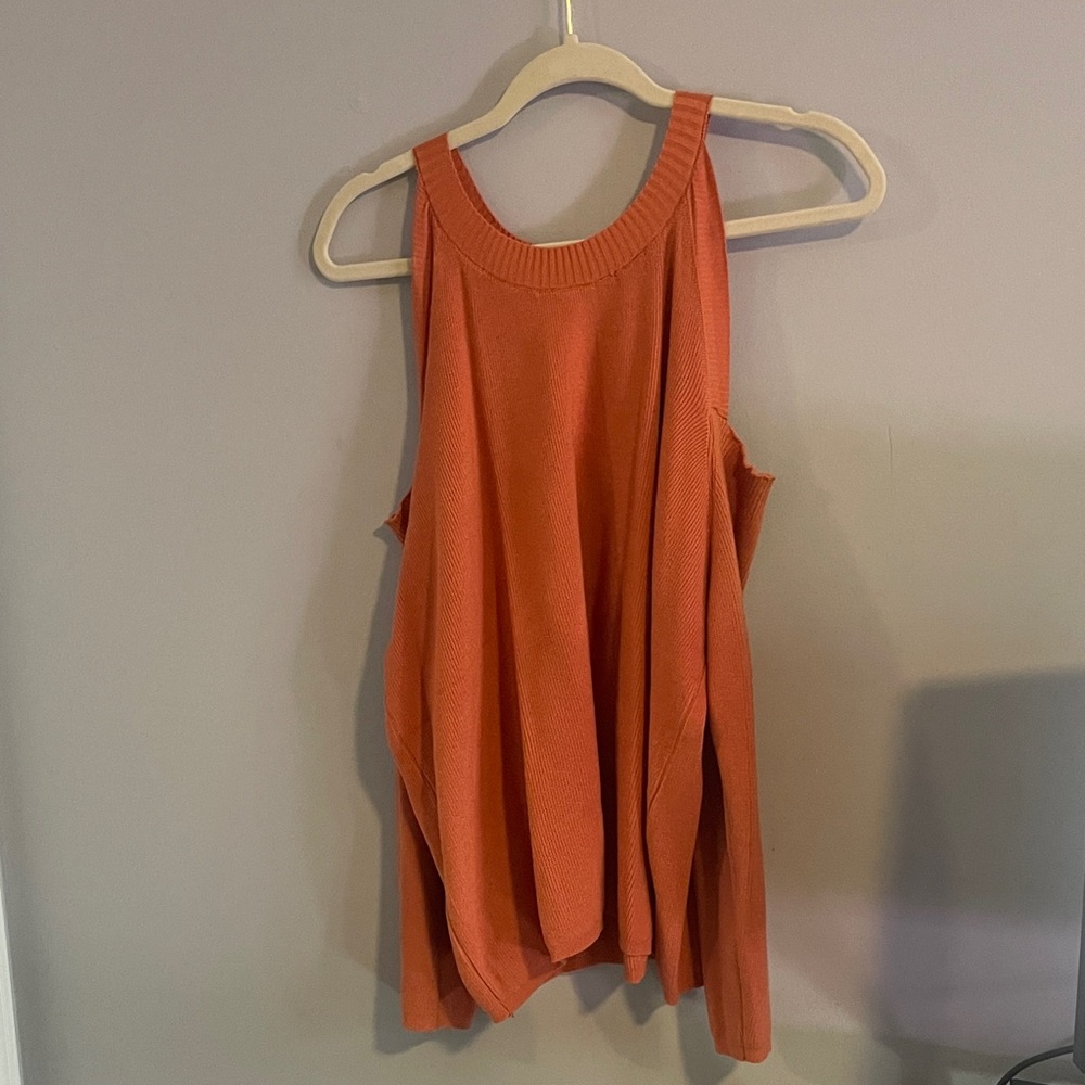 NWT Burnt orange cold shoulder sweater